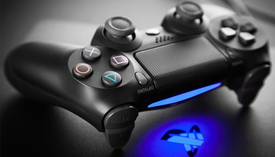 دسته اصلی PS4 چگونه است؟